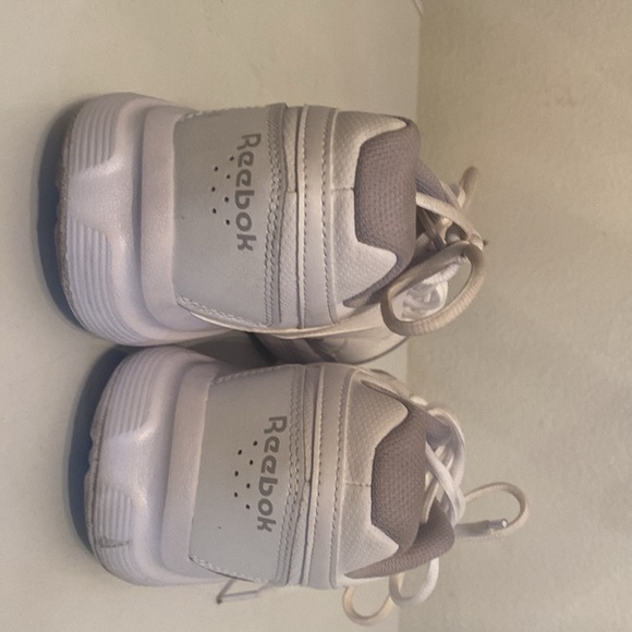 Reebok DMX Max Woman shoes smoke free and pet free home in excellent condition - Picture 2 of 4